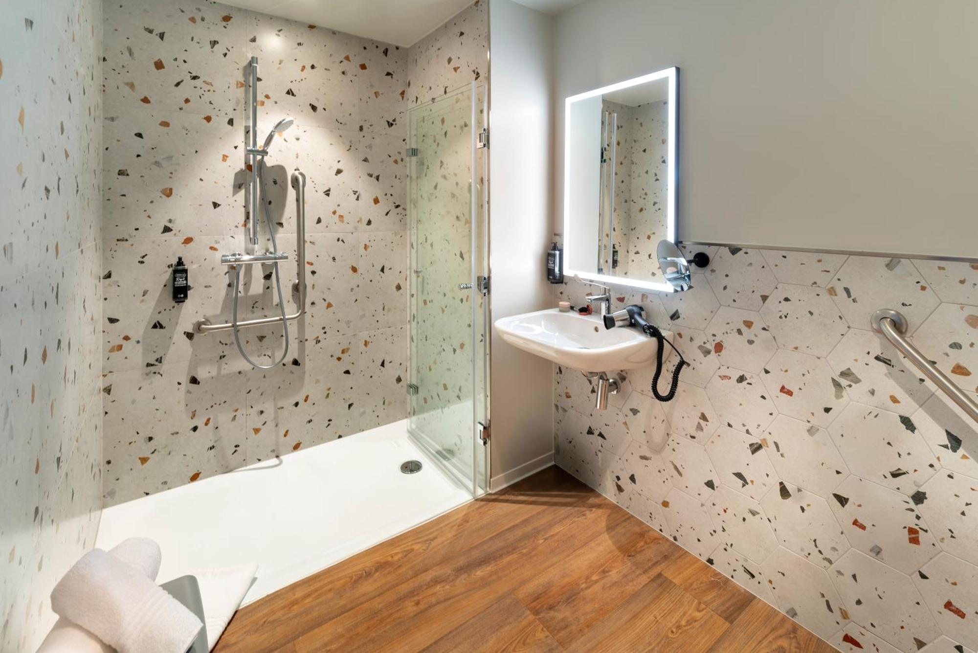 Ibis Styles Strasbourg Centre Republique Hotel ภายนอก รูปภาพ