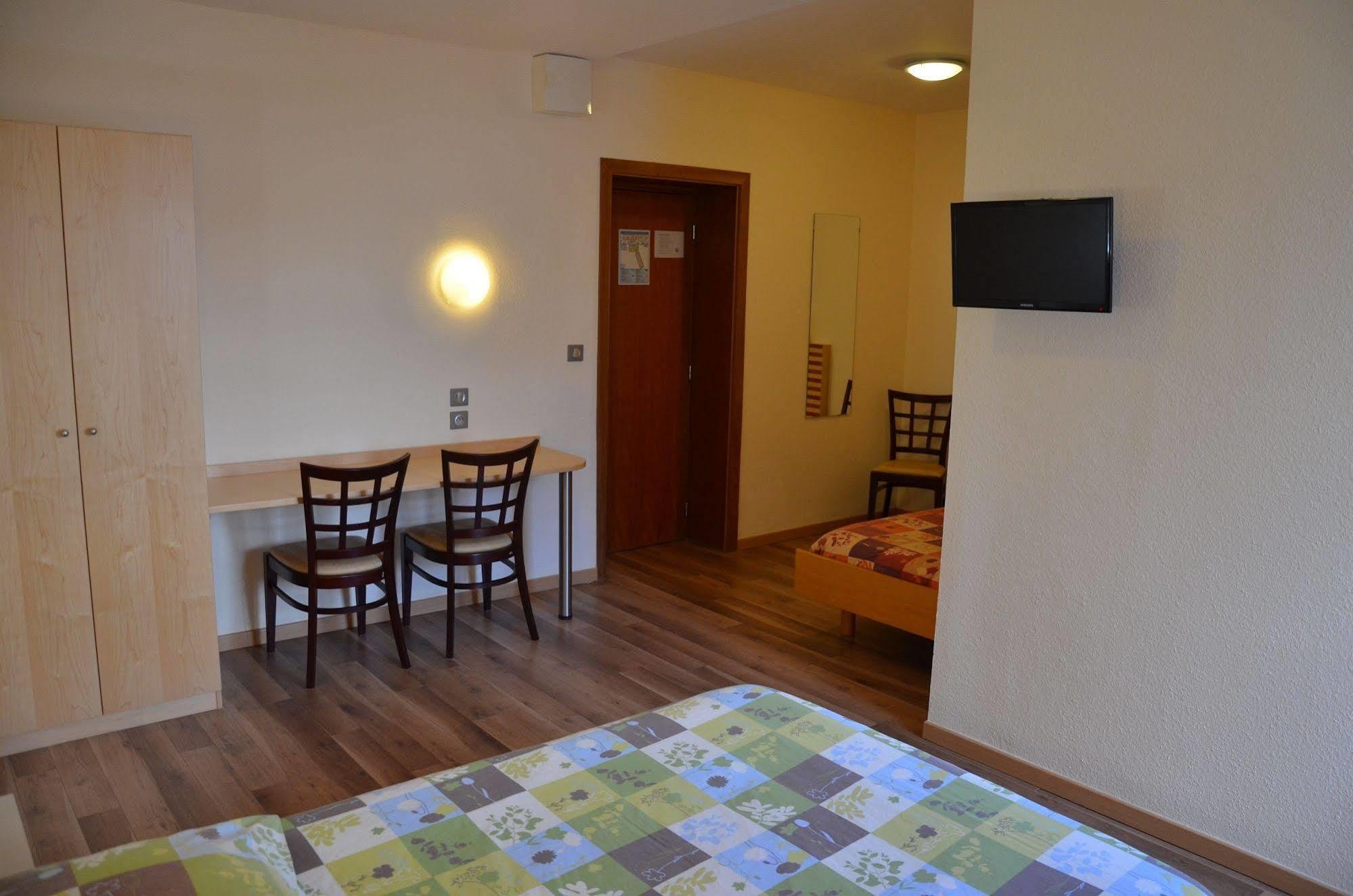 Ibis Styles Strasbourg Centre Republique Hotel ภายนอก รูปภาพ